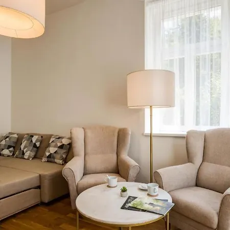 Karlovarska Apartment